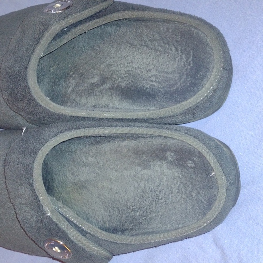 Vionic Slippers, Dark Grey, Size 8 - Picture 4 of 4